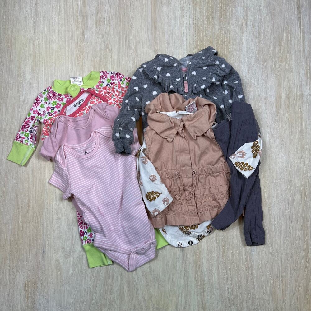 8 Piece Lot Bundle Set of Girls Baby Clothes Outfit Sleep Wear Basics 3-6M